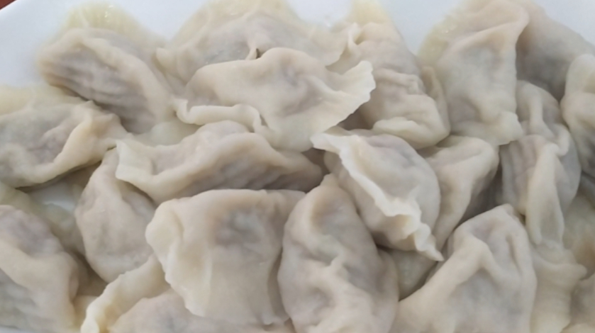 好吃的羊肉馅饺子怎么去膻,教你这样做一点膻味都没有,鲜嫩可口