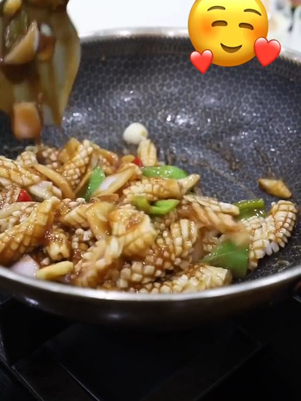 家常菜——爆炒鱿鱼卷