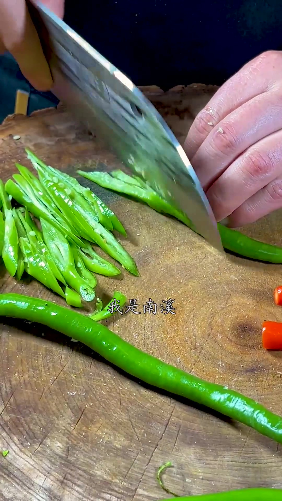比烫火锅还好吃的鸭肠做法,很赶紧学会它
