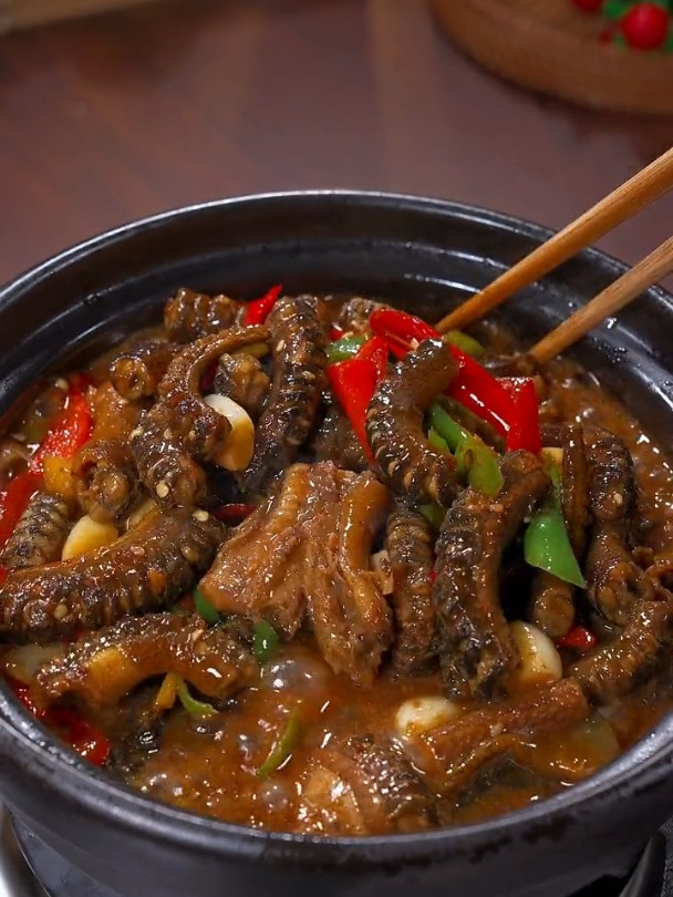 香辣可口的爆炒鳝鱼