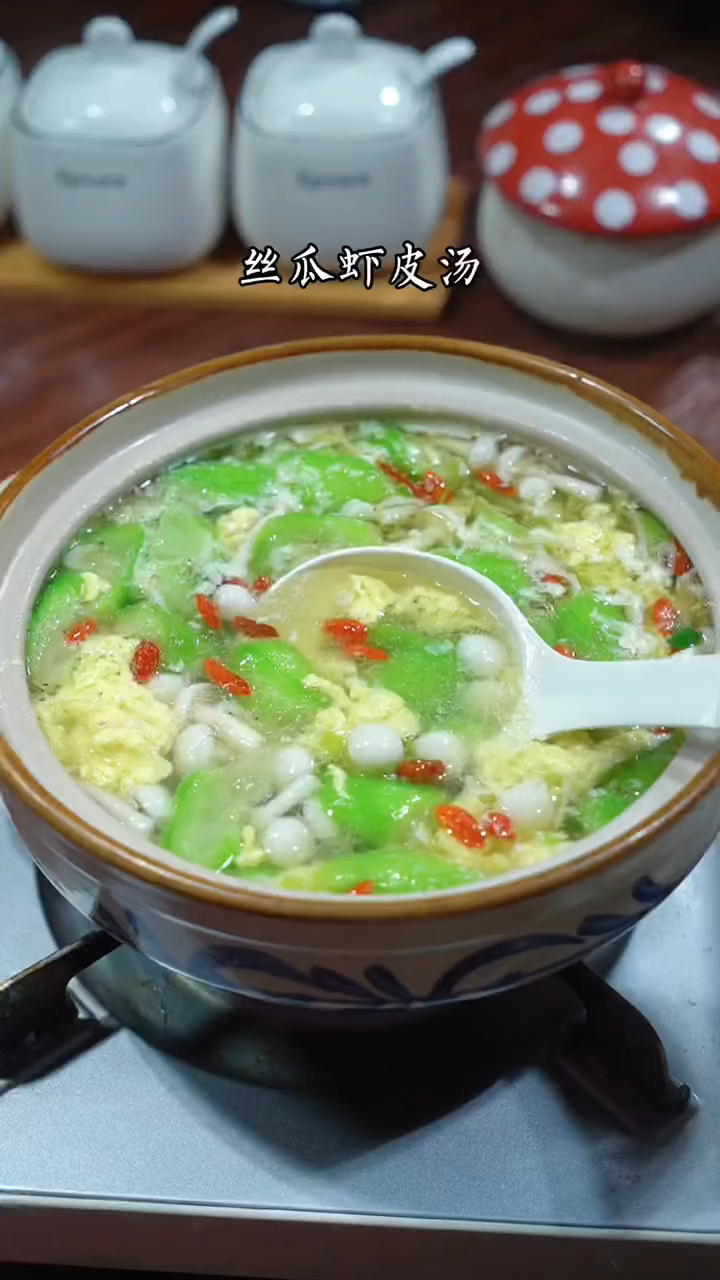 夏天出汗多,试试这个丝瓜虾皮汤 鲜美营养又补钙