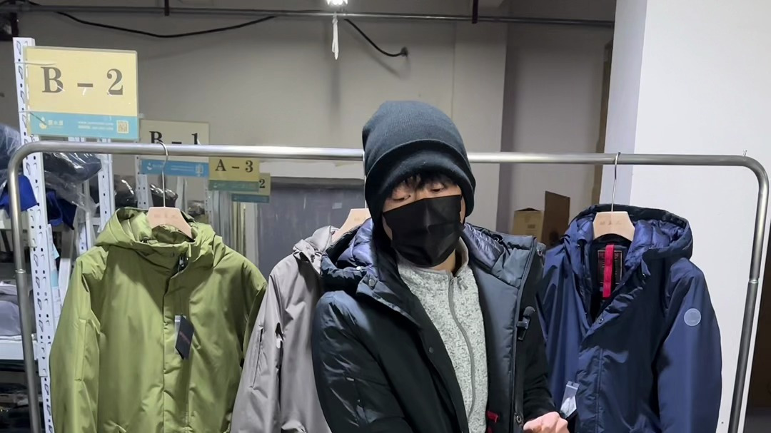 353欧元!意大利神货~科技动态保暖棉冬季男士中长款派克棉衣棉服