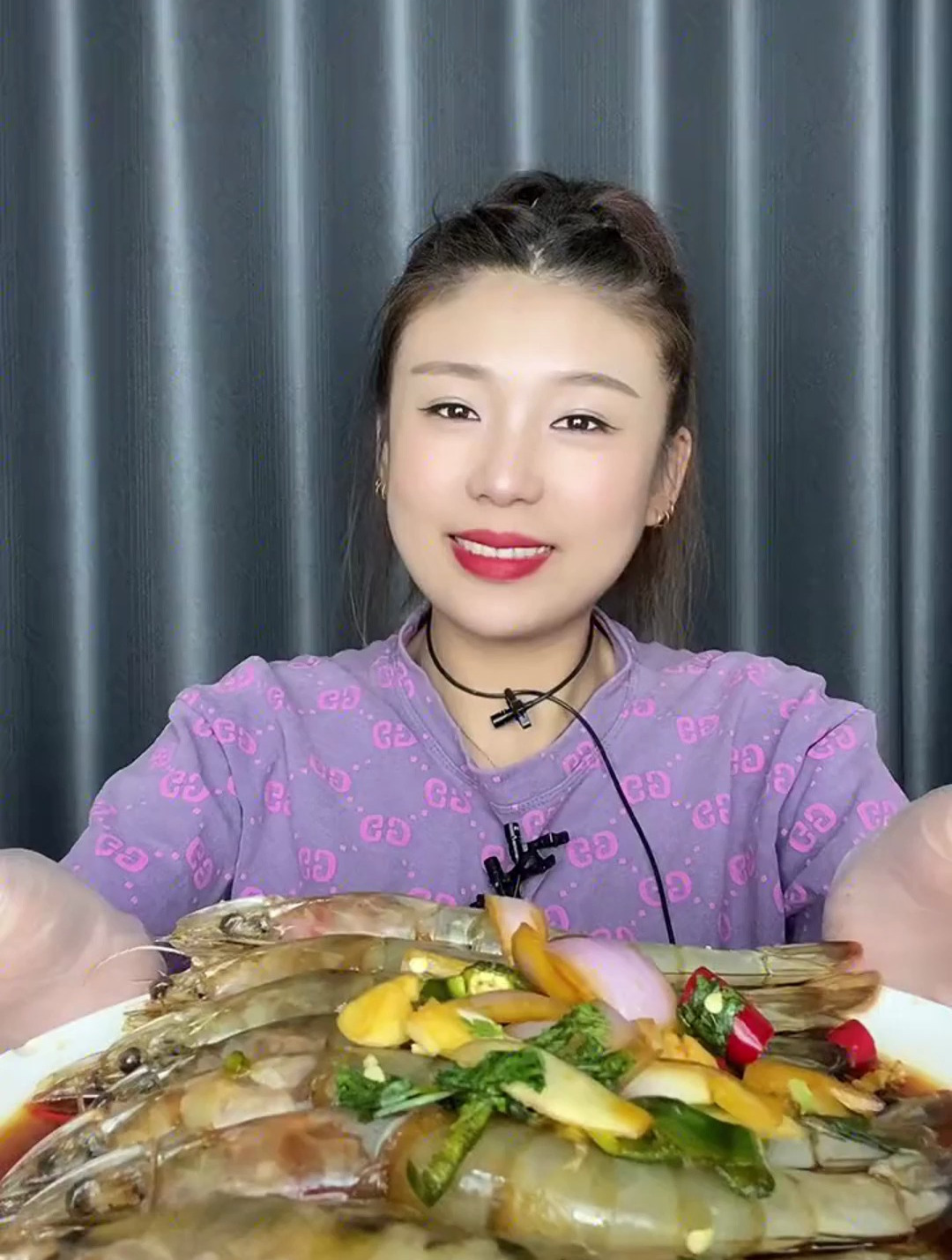 大盘虾过瘾了又 合理饮食拒绝浪费 光盘行动拒绝浪费