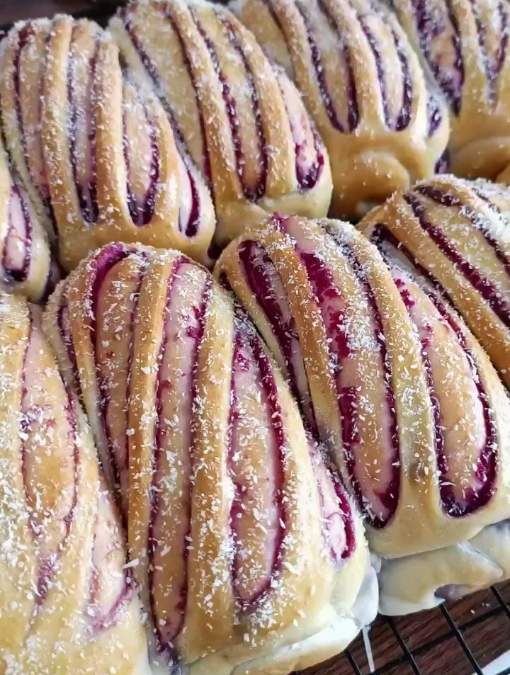 椰香浓郁的紫薯排包,吃一次就会爱上它