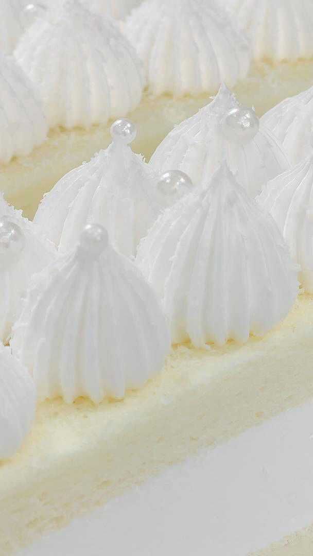 用剩下蛋白做这个,好吃到一口一个