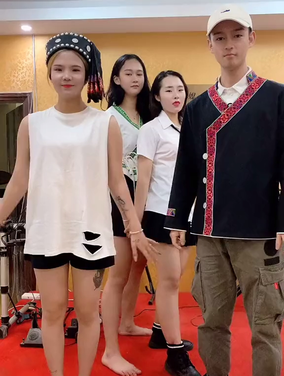 云南山歌:吃菜要吃白菜心,当兵要当解放军