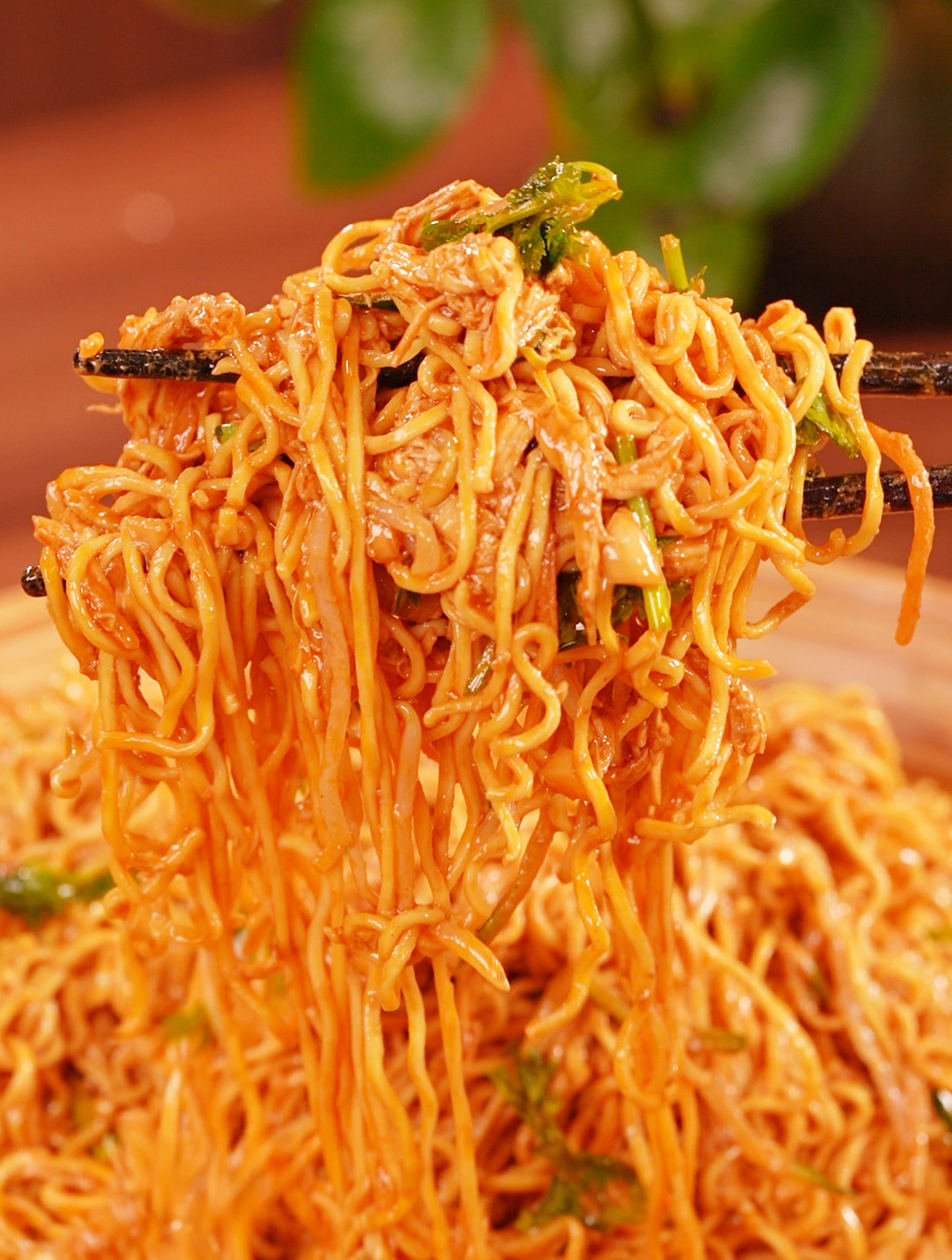 鸡丝凉面太香了!只要1步,解锁拌鞋底都好吃的灵魂酱汁!