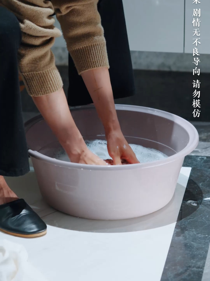 为什么我们过结婚纪念日他会在这