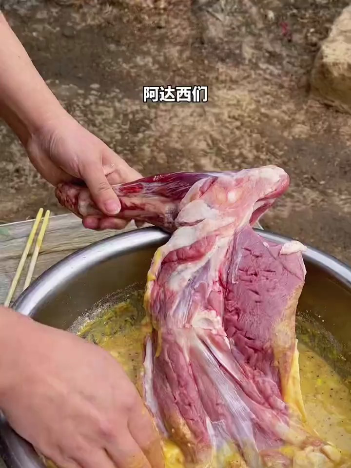 外焦里嫩,烤全羊,羊肉串