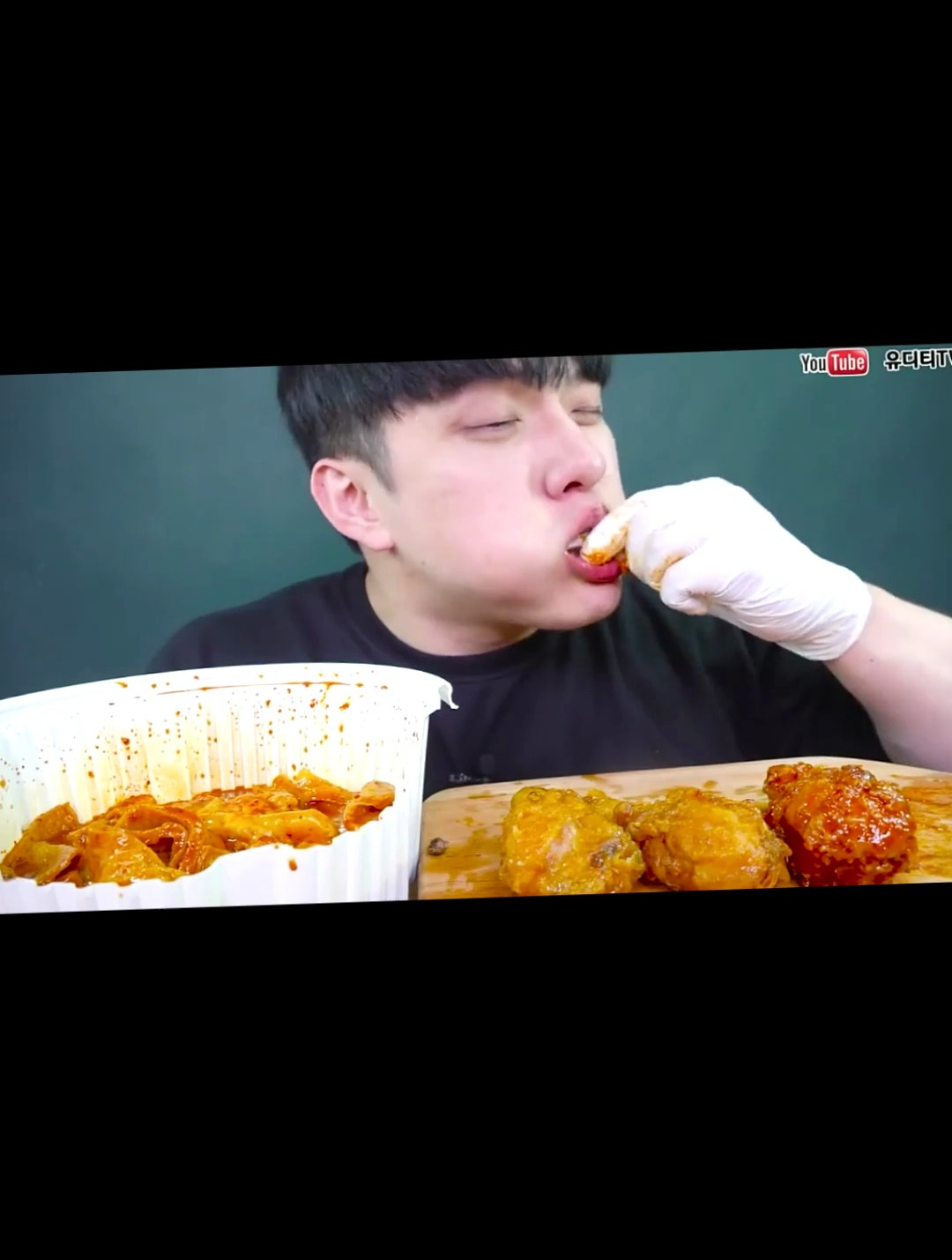 23. 深渊巨口】BBQ蜂蜜黄油炸鸡 芝士拉丝的感觉看上去真有食欲