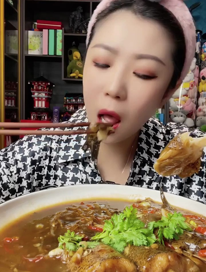 红烧鸦片鱼尾 妈呀太香了!