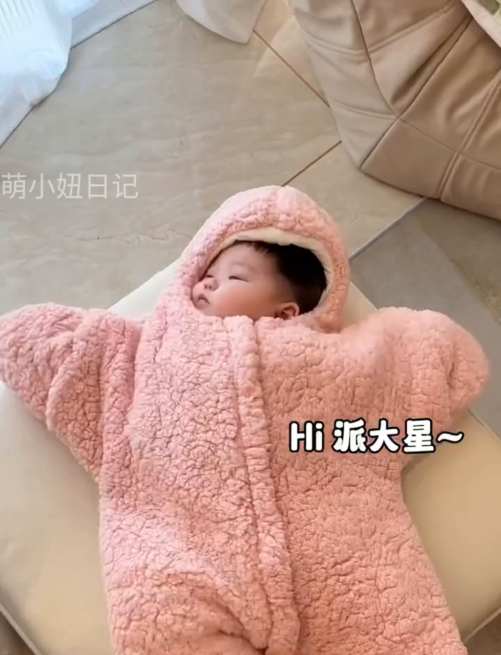 快看这儿,活蹦乱跳的派大星现身了!萌翻了～