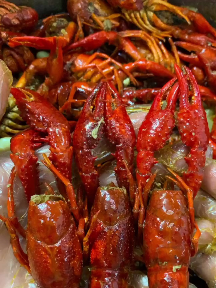 小龙虾正确的吃法