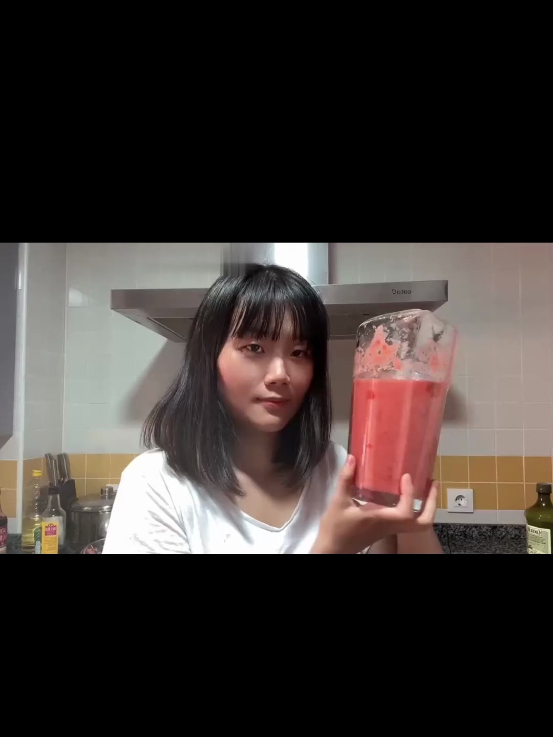 今天做地中海非常著名的一道菜:番茄冷汤