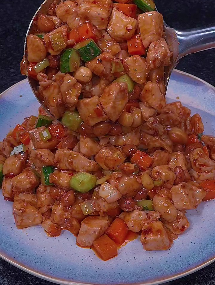 最下饭的家常菜宫爆鸡丁