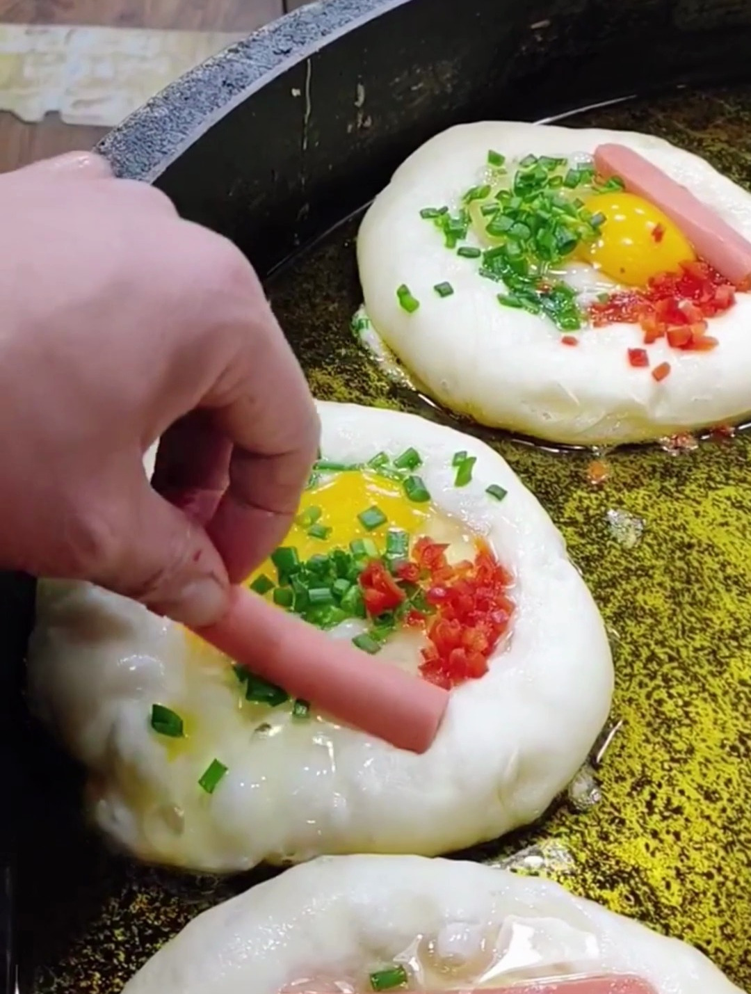 美味鸡蛋火烧饼,赶紧让女友做给你吃啊