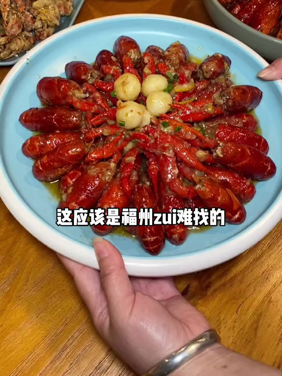 福州一家藏在金鸡山脚下的小龙虾秘店!