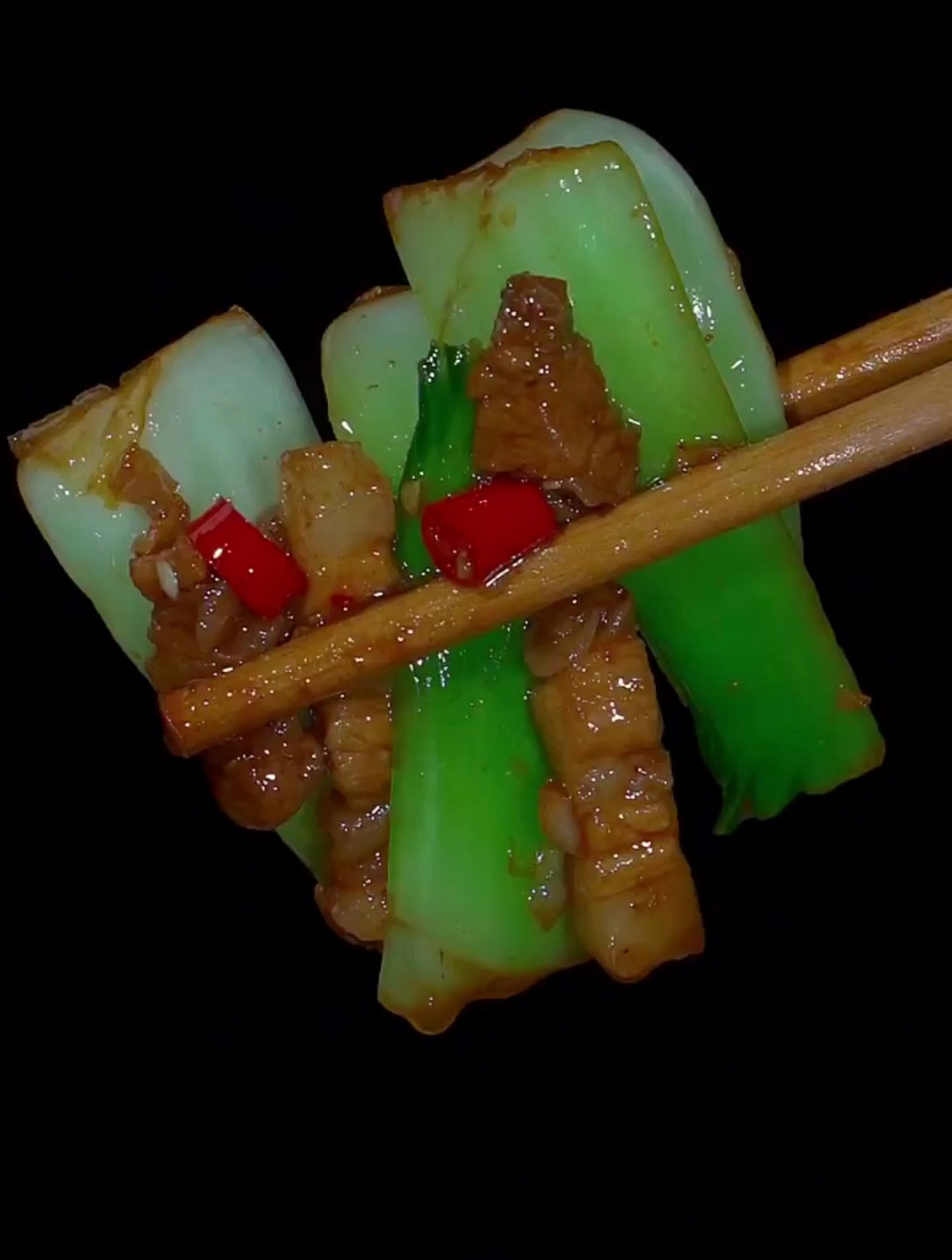 青菜炒肉做法,做法简单好吃下饭!