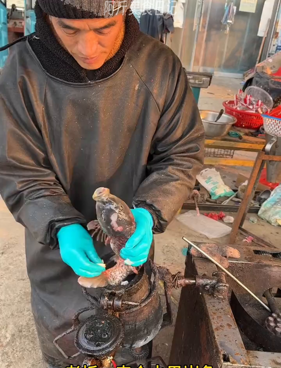 炸鱼新花样,本地人爱吃的零食,水果味炸鱼