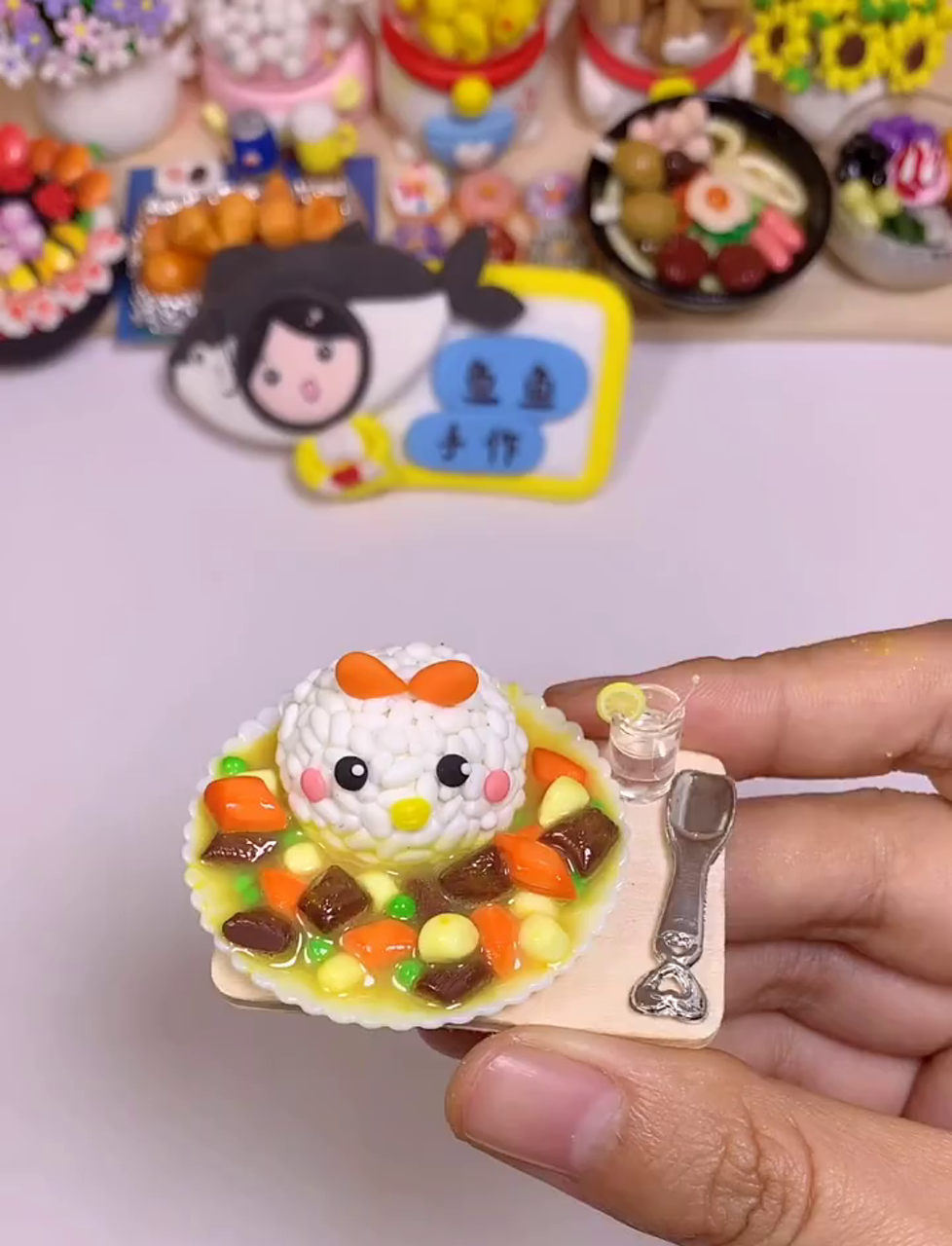 夜猫子们,来份小土豆咖喱牛肉盖饭怎么样?