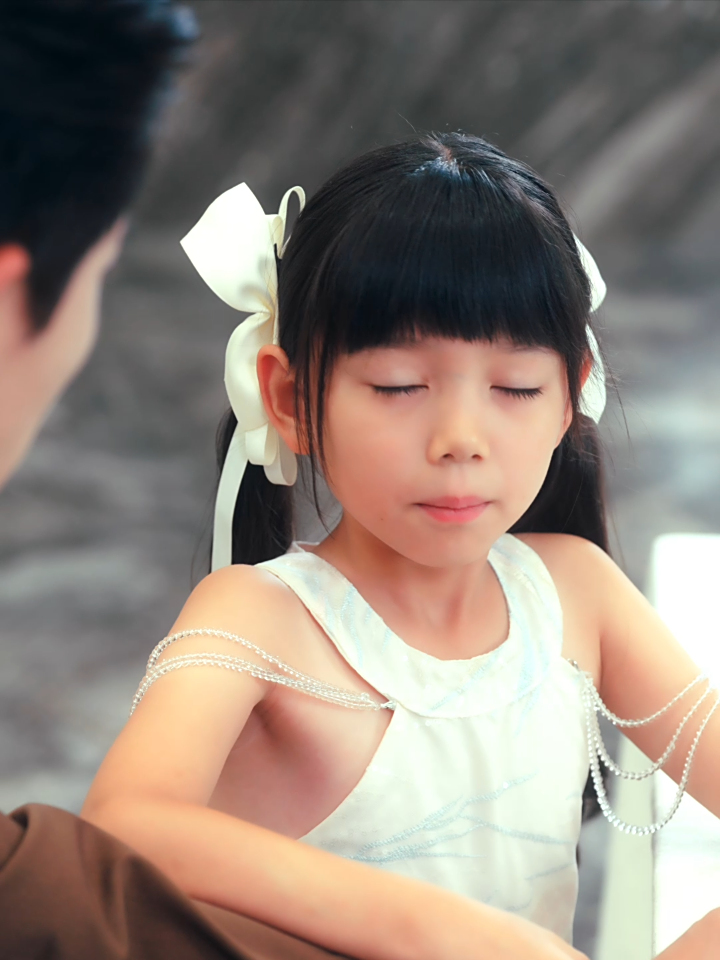 一件拍品不给人留啊