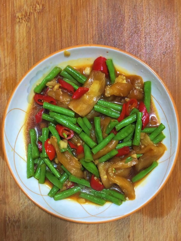 茄子炒豆角的做法视频教程