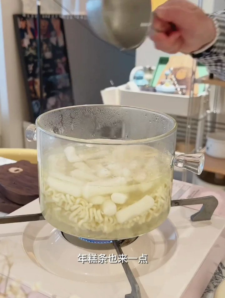 给自己做了芝士瀑布火鸡面葡萄爆柠最大的安心是自律温柔和爱自己