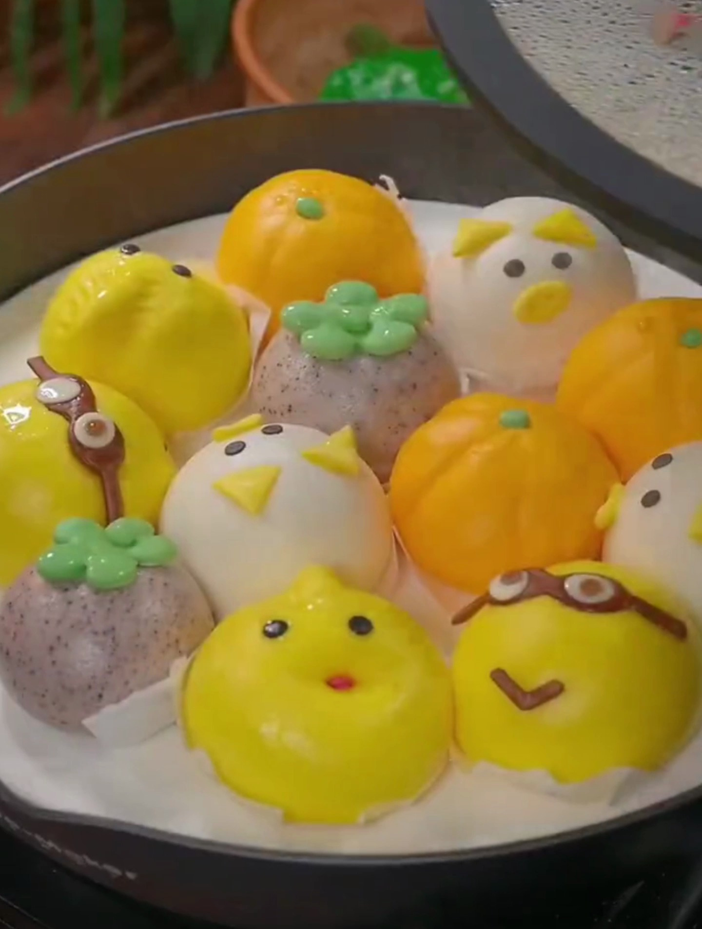 孩子不爱吃饭,媳妇买了这个卡通包子,都抢着吃