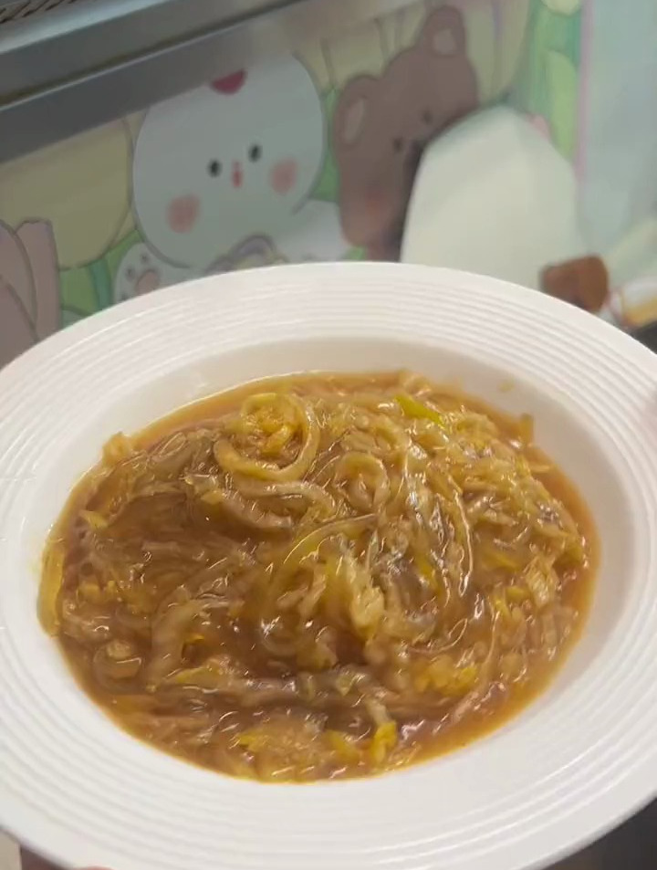 爱吃酸菜的姐妹们,你就做这个酸菜炖粉条,拌饭超好吃,超下饭