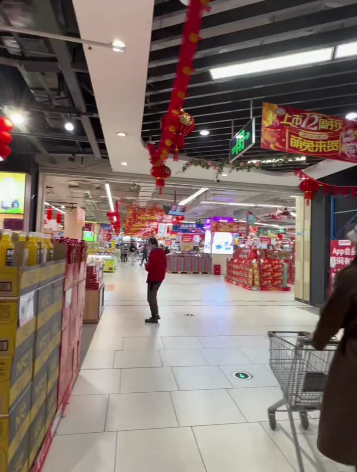 买龙虾上永辉!今晚就安排一顿龙虾大餐吧～