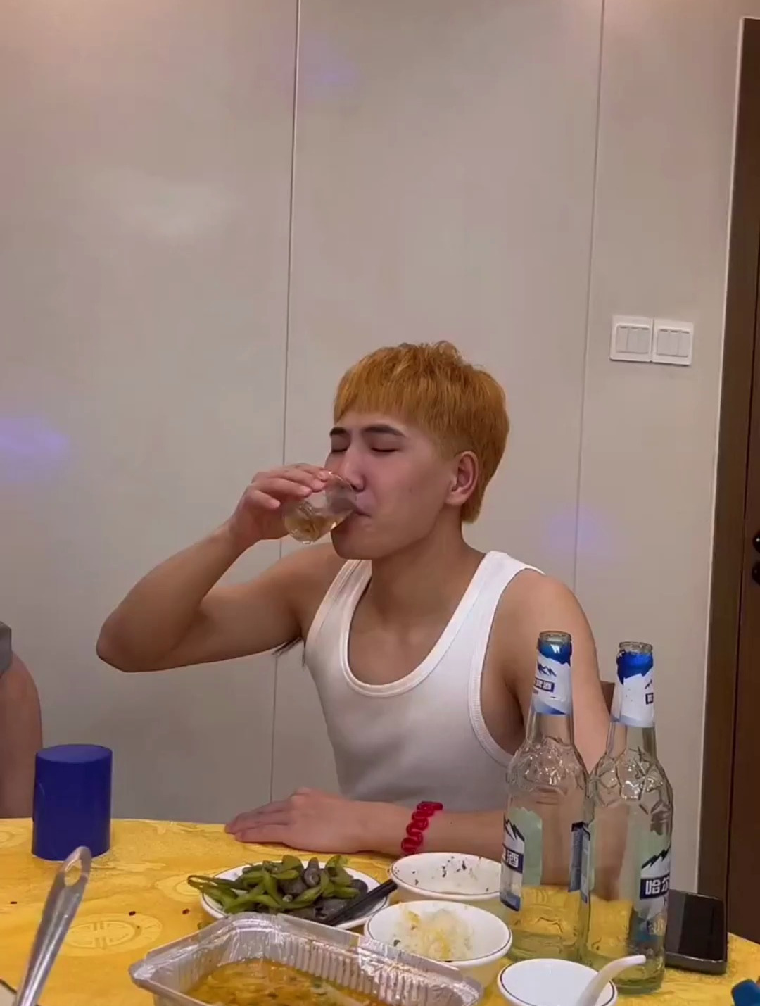 艾特你喝酒喜欢养鱼的兄弟!