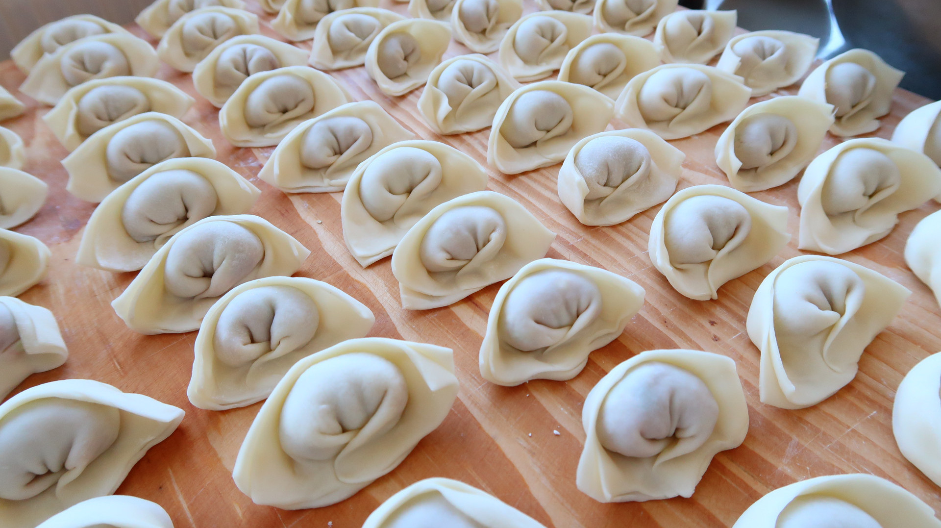 最好吃的馄饨做法来了!肉嫩鲜香,连汤汁都不剩,给钱都不换