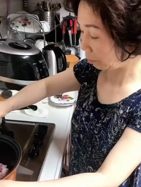 韩国婆婆做的海带汤