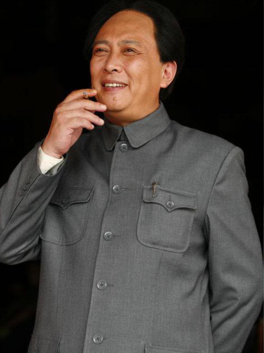 1956年,毛主席吃羊肉泡馍,一顿饭6块钱,吃完却发现没带钱