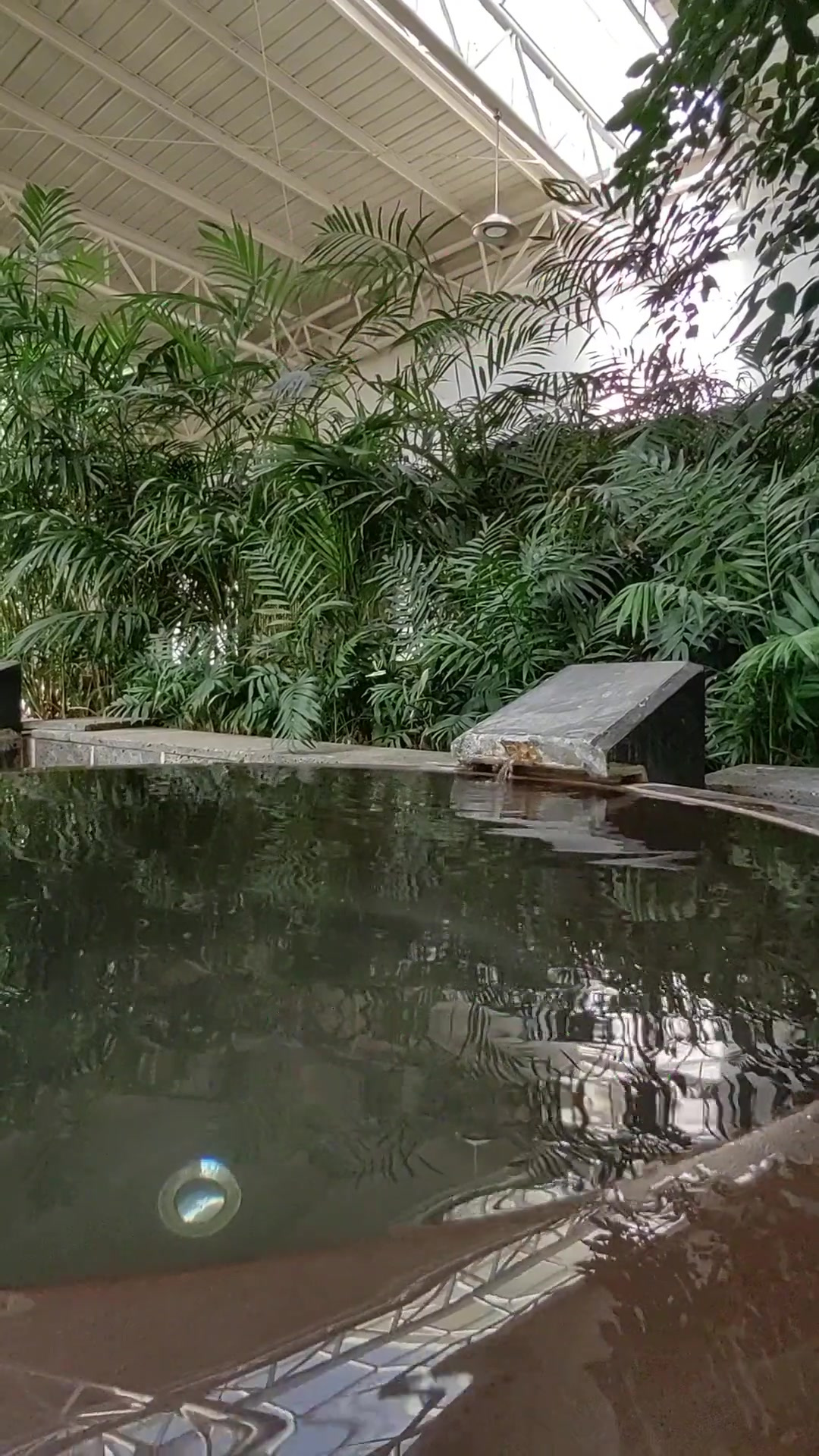 湖北咸宁市嘉鱼县山湖温泉度假