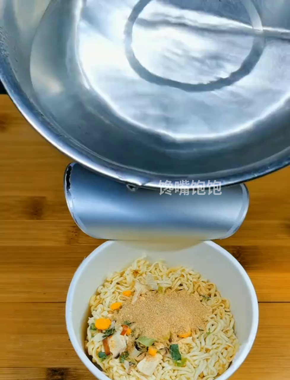 鱿鱼味十足的方便面,味道绝了!