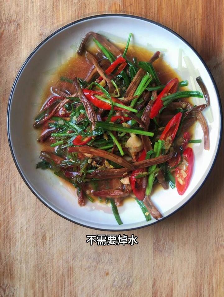 干黄花菜需要焯水吗,清水泡开即可,不需要焯水