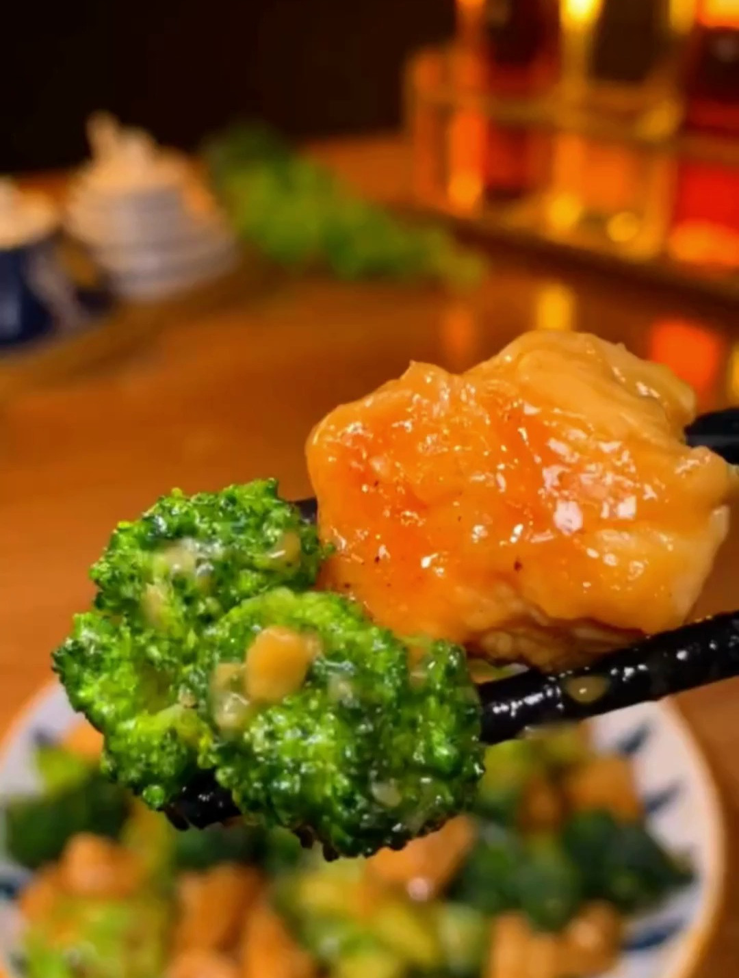 西兰花炒鸡胸肉,清爽低卡又营养,超级好吃