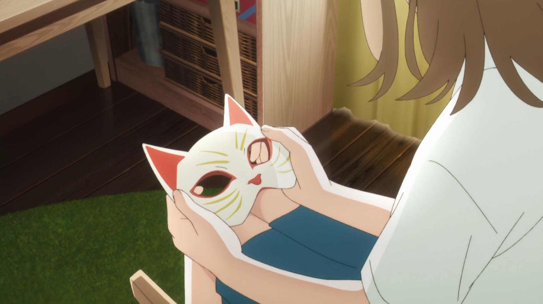 一副戴上就能变成猫的面具,女孩用它伪装身份,当起了男神的宠物