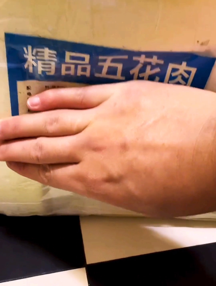 估计得缓个三五天到一周它的状态才能恢复