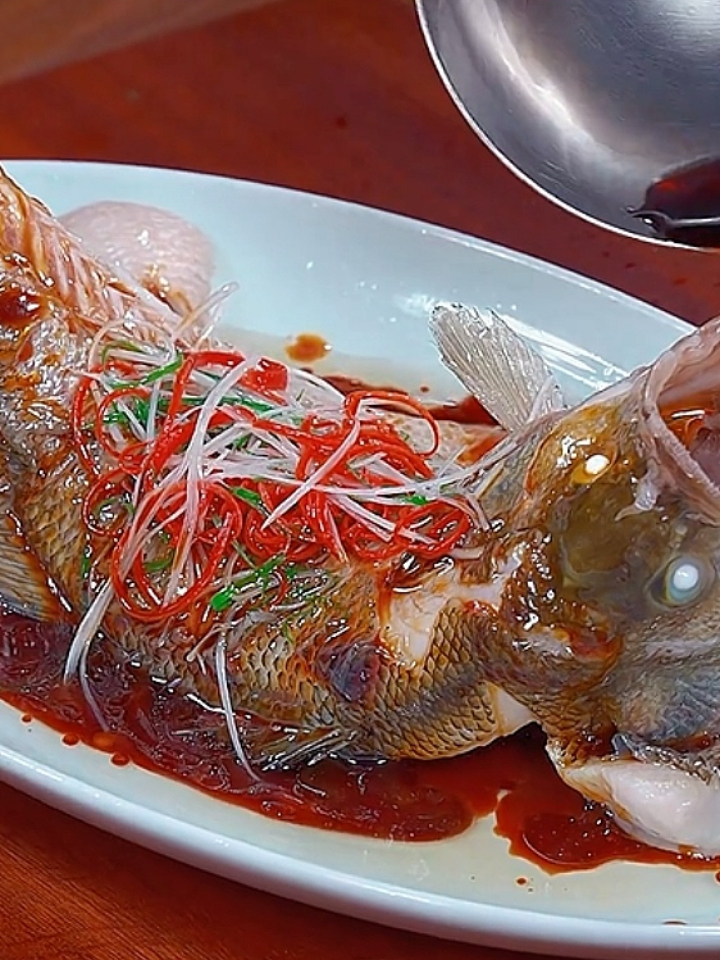 过两天就是我家女儿中考的日子了,提前给他做一道鱼跃龙门