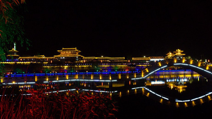 宝鸡旅游景点介绍及游玩攻略 #潮级玩家# #发现宝藏旅行地# 宝鸡古称陈仓、雍城,誉称“炎