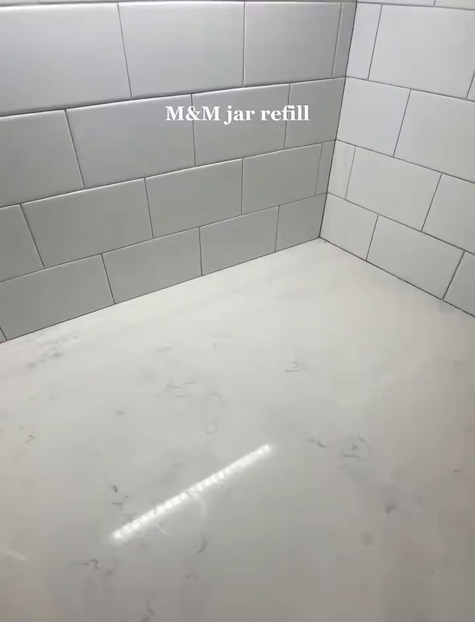 超爱这口M&M豆牛奶巧克力,尝一口就上瘾,小黄车有卖哦……