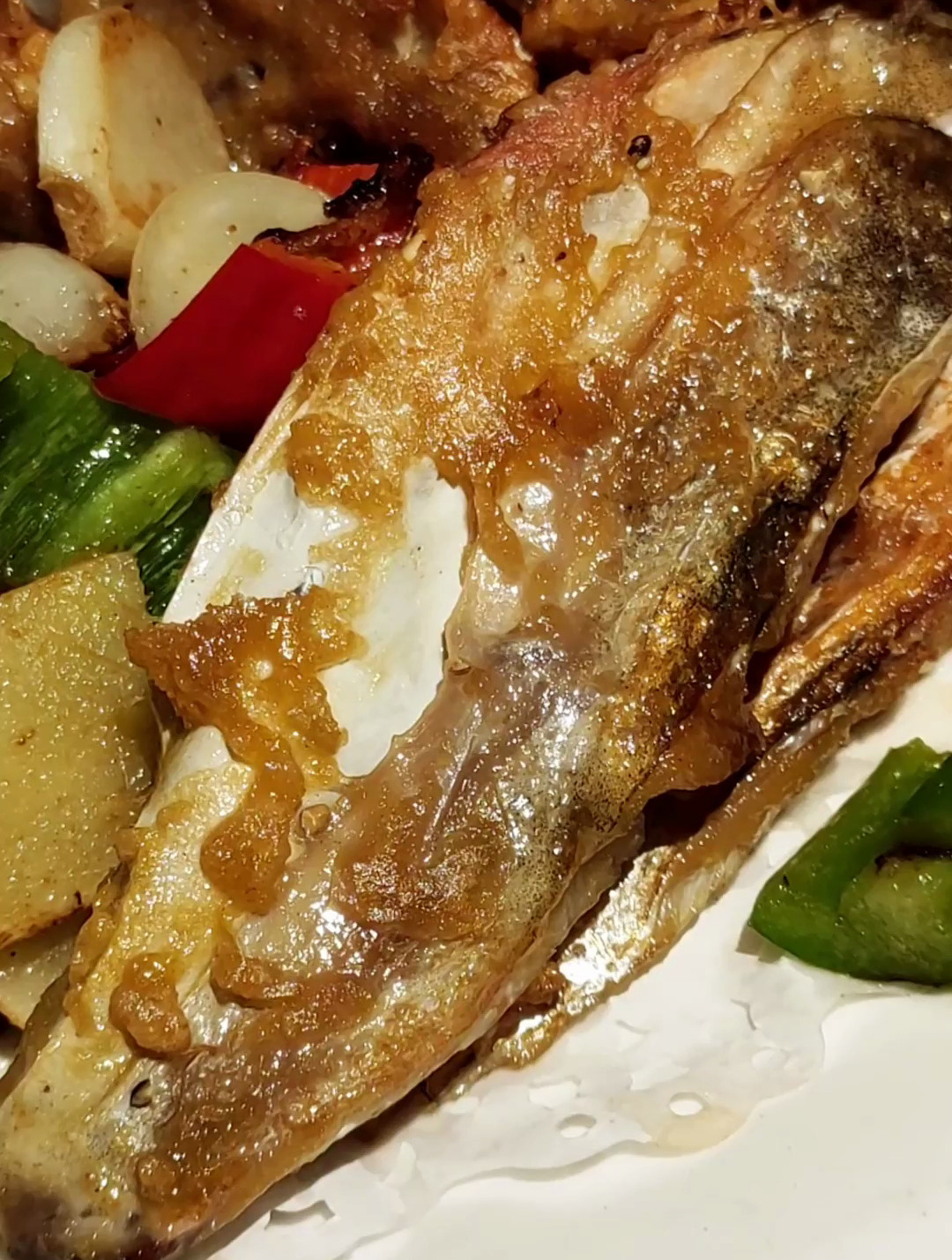 午餐,顺德菜:炸牛奶,煎焗鱼头,炒腊肉,水东芥