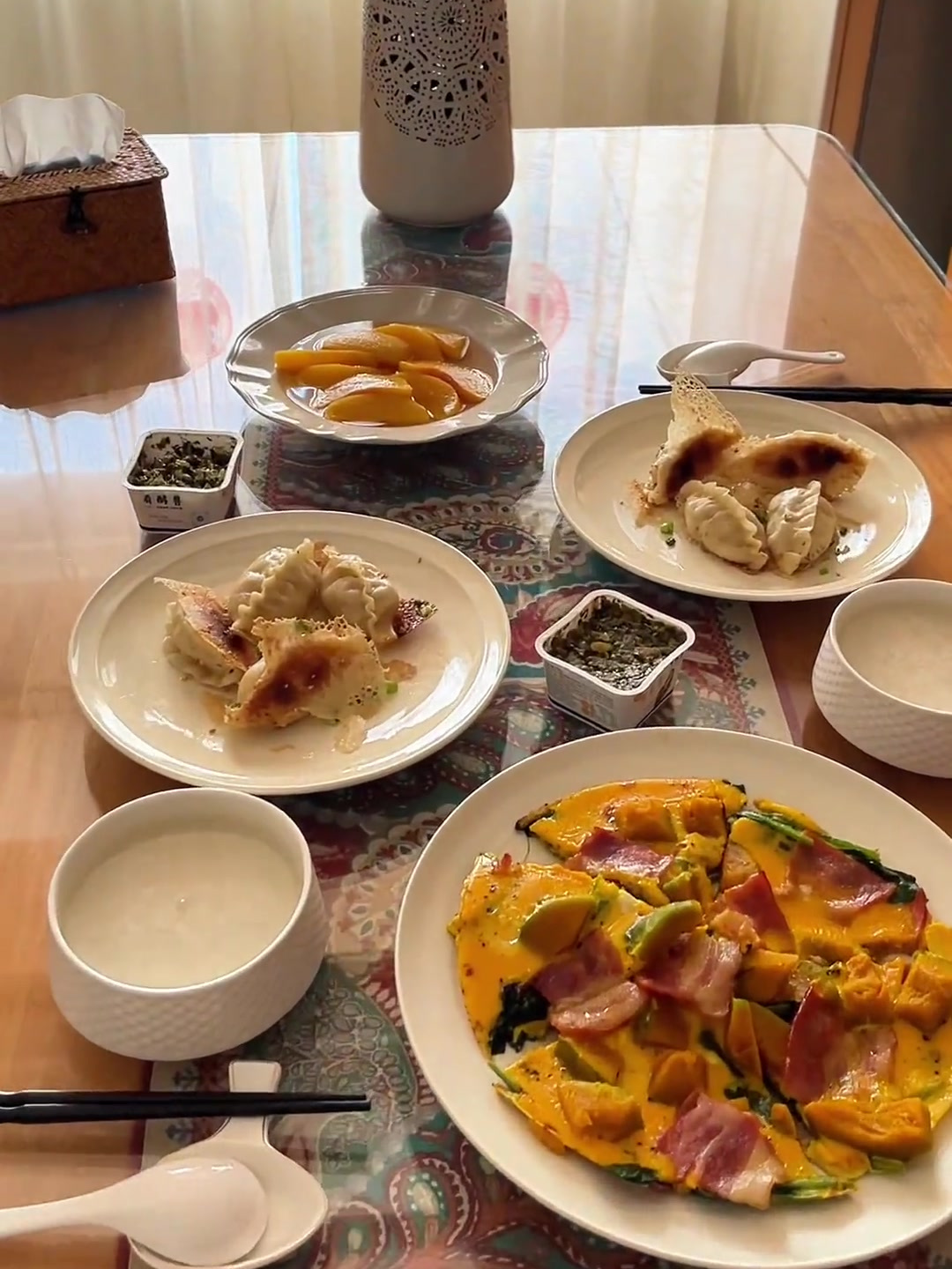 今日份早餐 冰花煎饺,南瓜培根烘蛋,早餐摆摊了