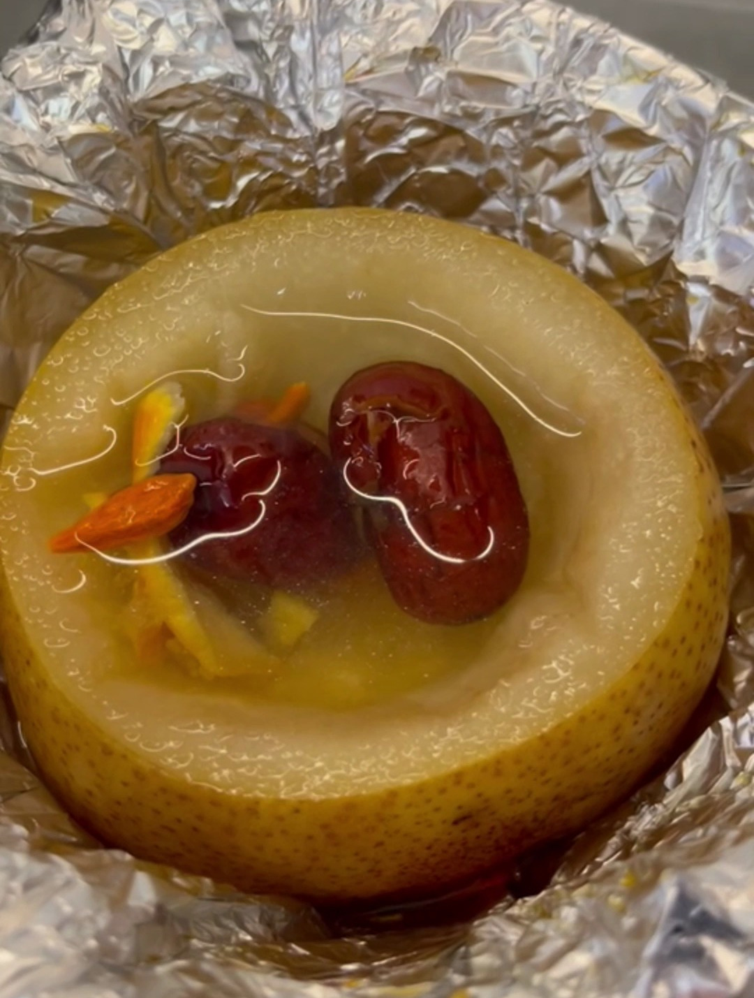 还在咳咳咳?试试这道甜甜的快手冰糖雪梨～