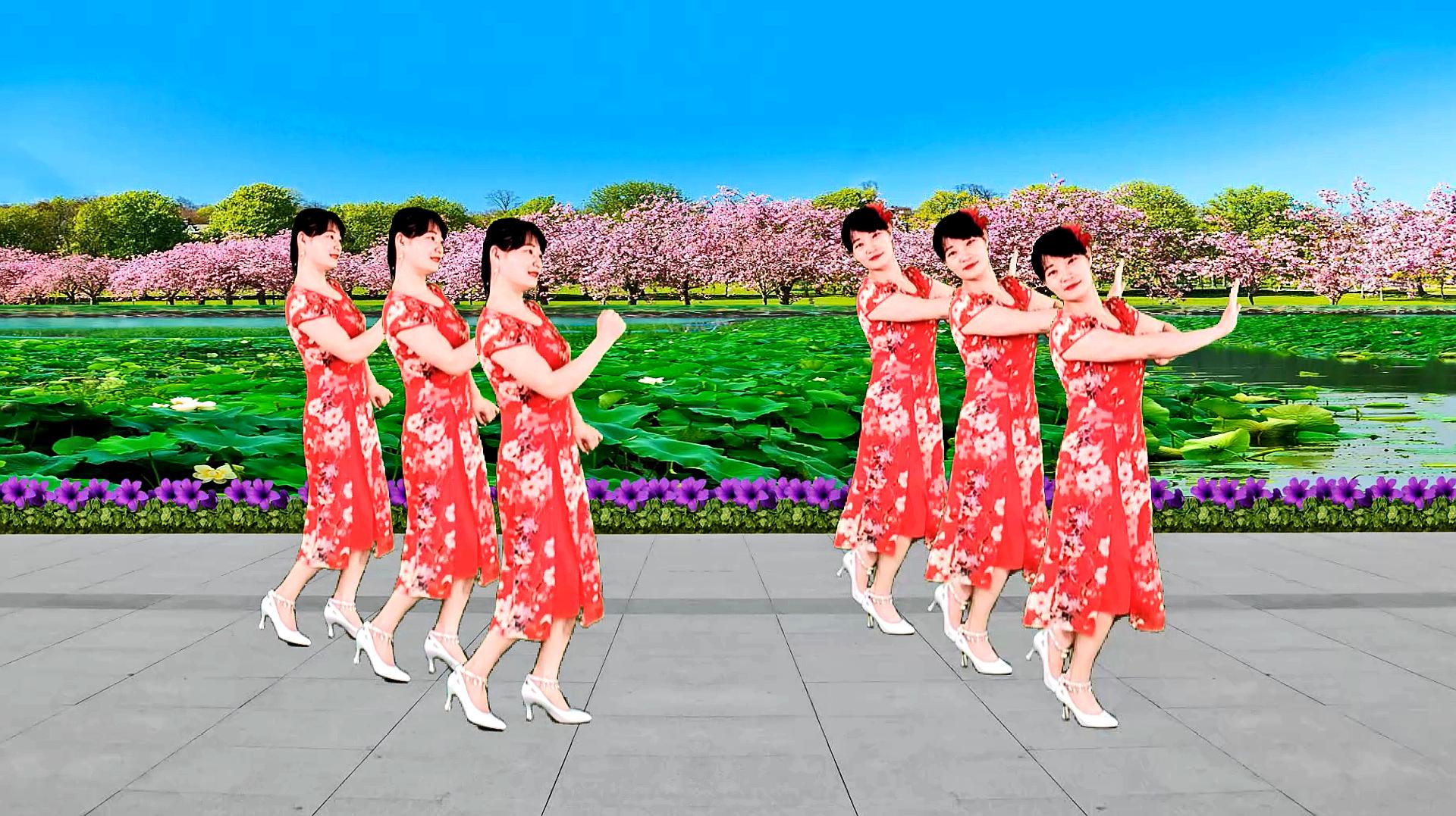 广场舞《粉红色的回忆》简单流畅的16步，满满的欢乐与回忆