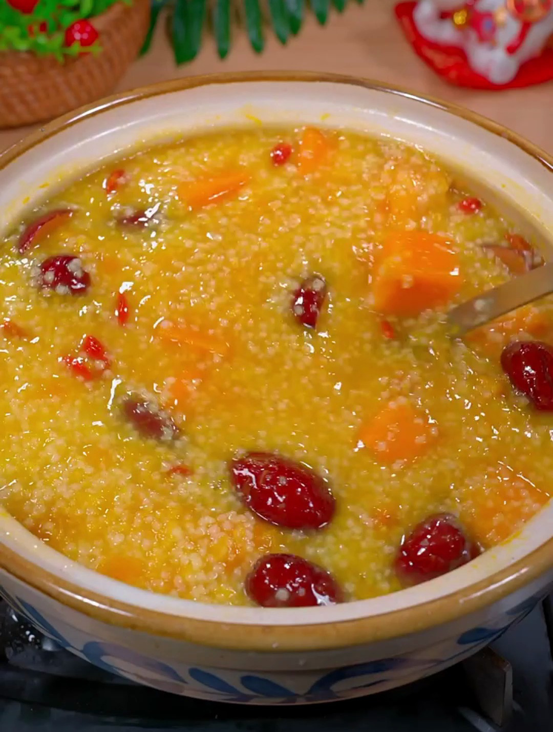 原来小米还能做宝宝辅食,快点学起来吧 红枣南瓜小米粥