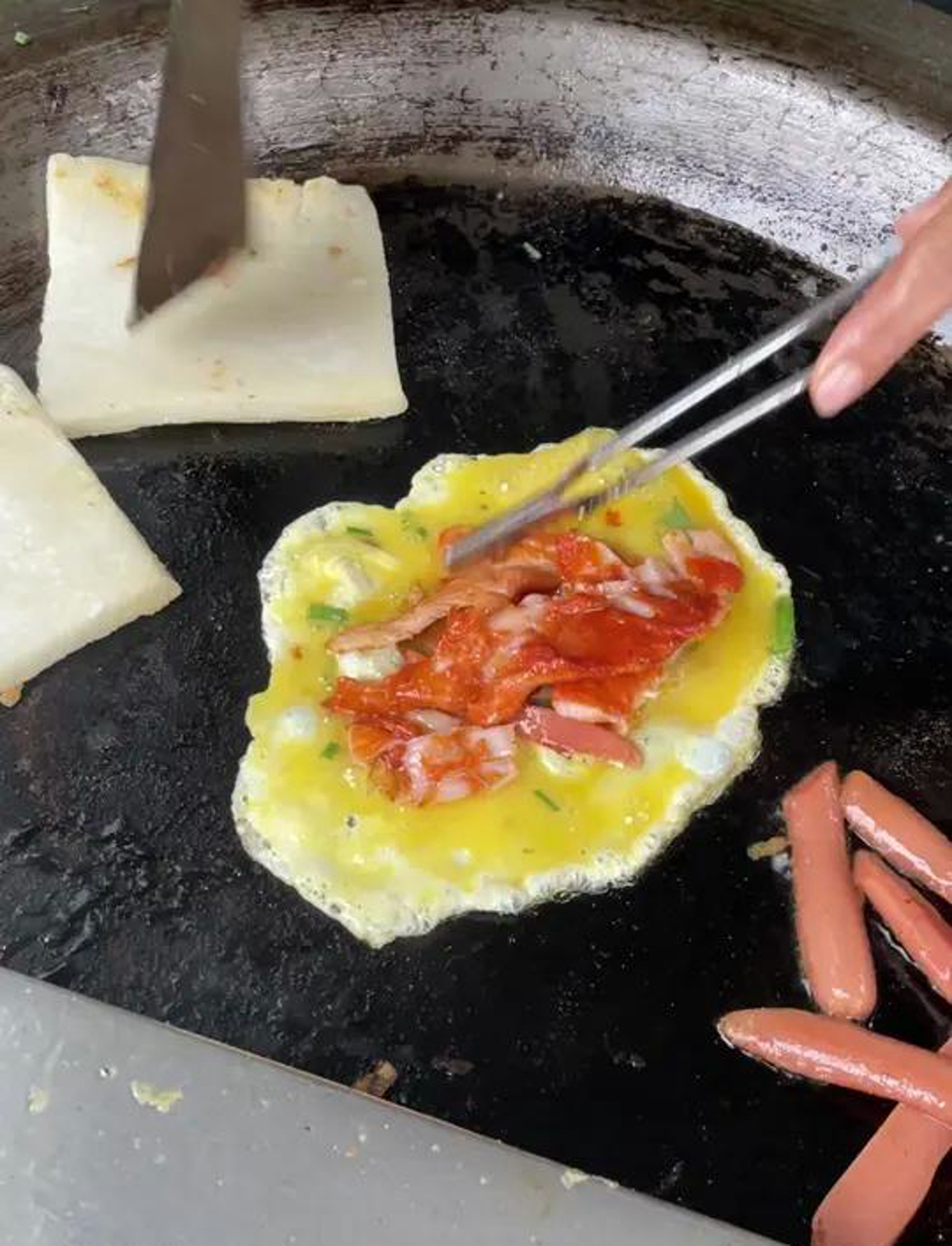 台州街边小摊的鸡蛋麻糍,你知道有多美味吗?