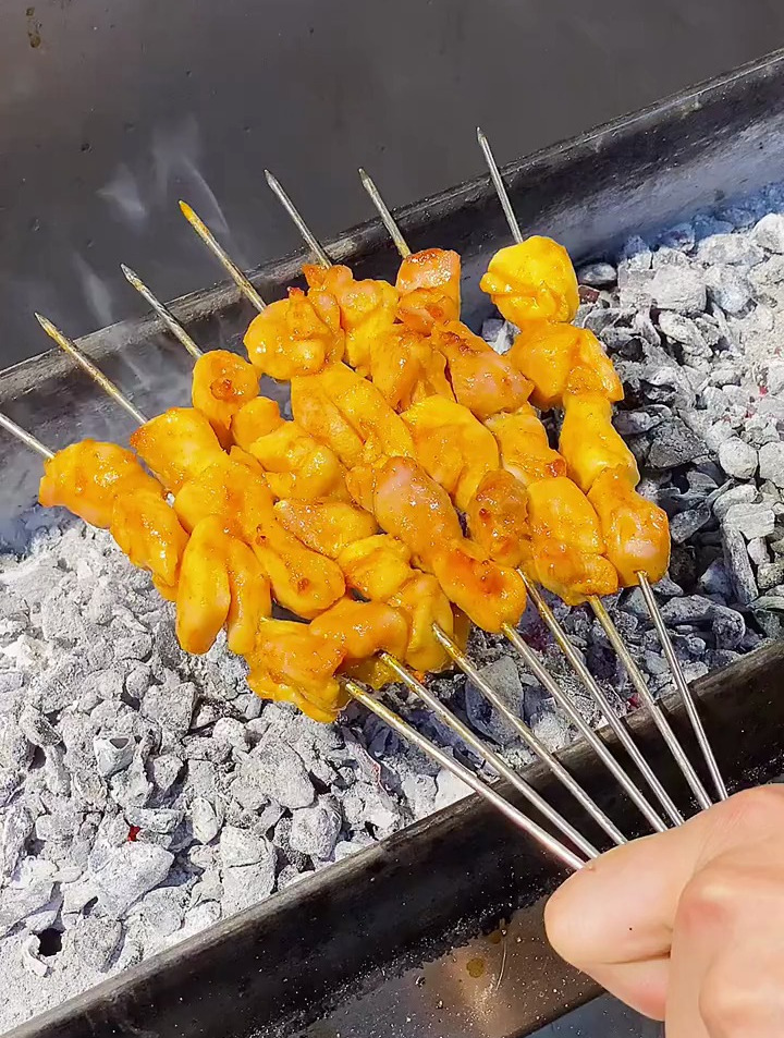 香辣鸡肉串儿腌制教程